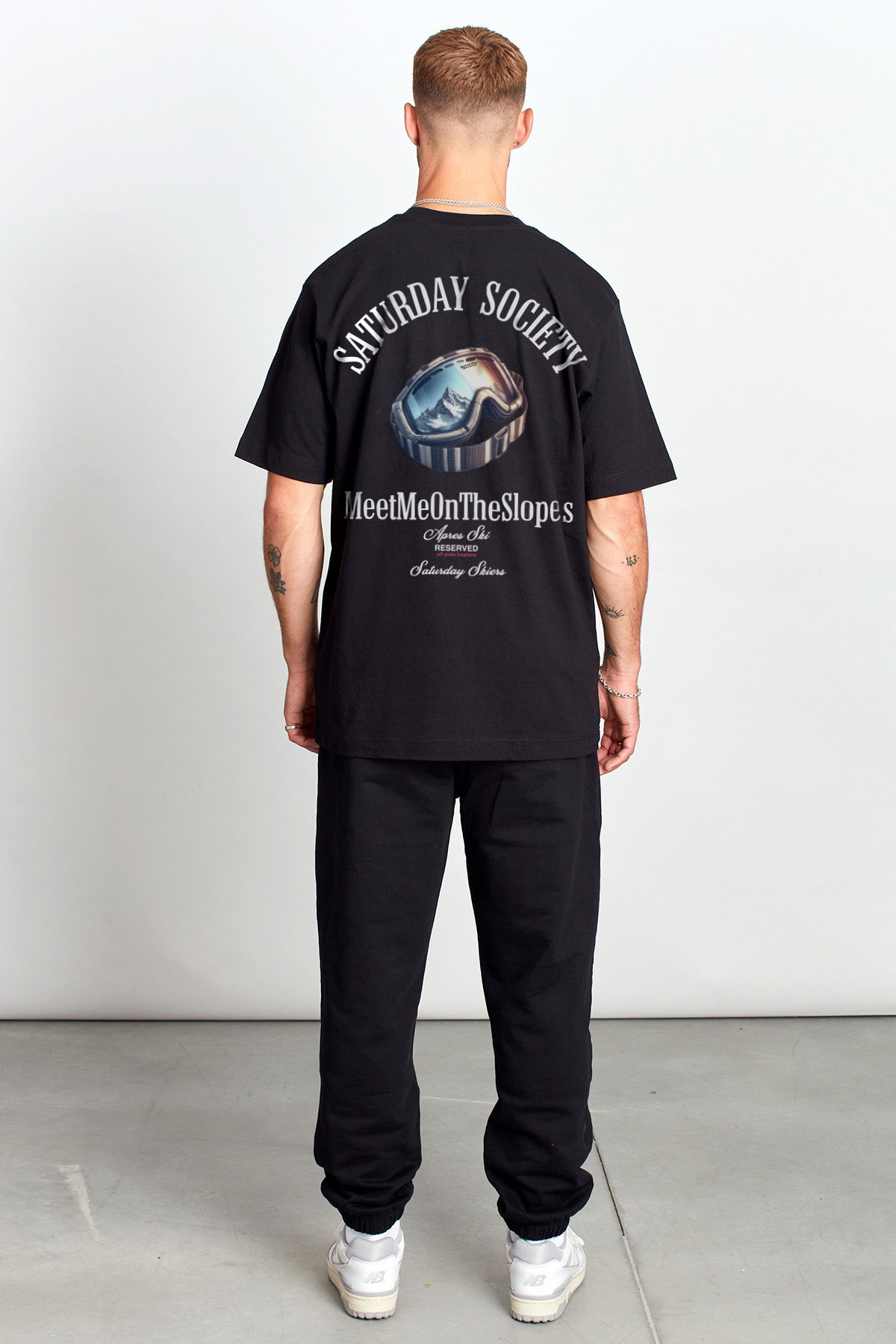 Saturday Society Meet Me On The Slopes T-shirt in Black