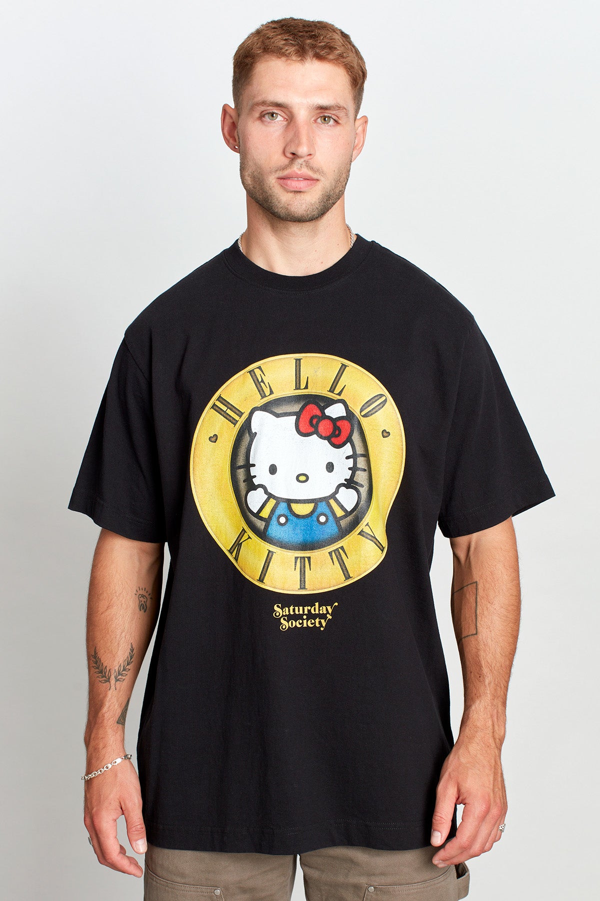 Hello Kitty And Roses T-shirt in Washed Black