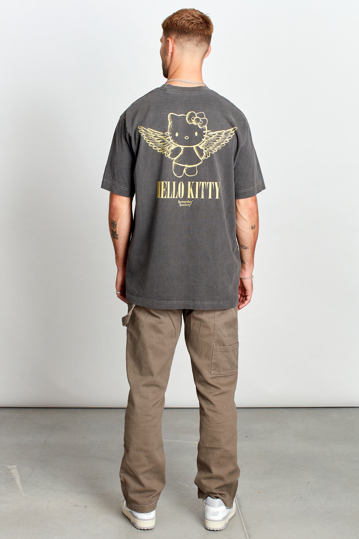 Hello Kitty Purrfect Rebels T-shirt in Washed Grey