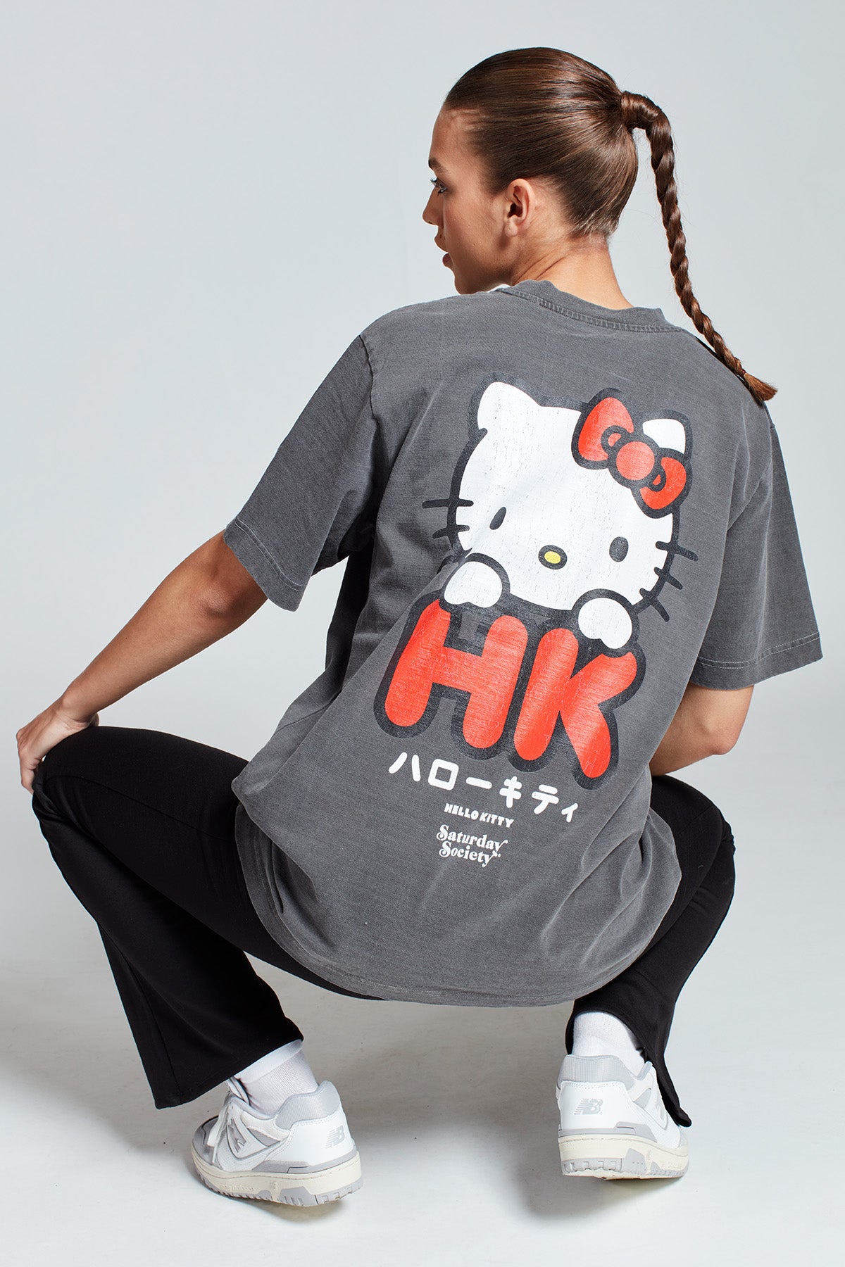 Hello Kitty Tokyo Kitty T-shirt in Washed Grey