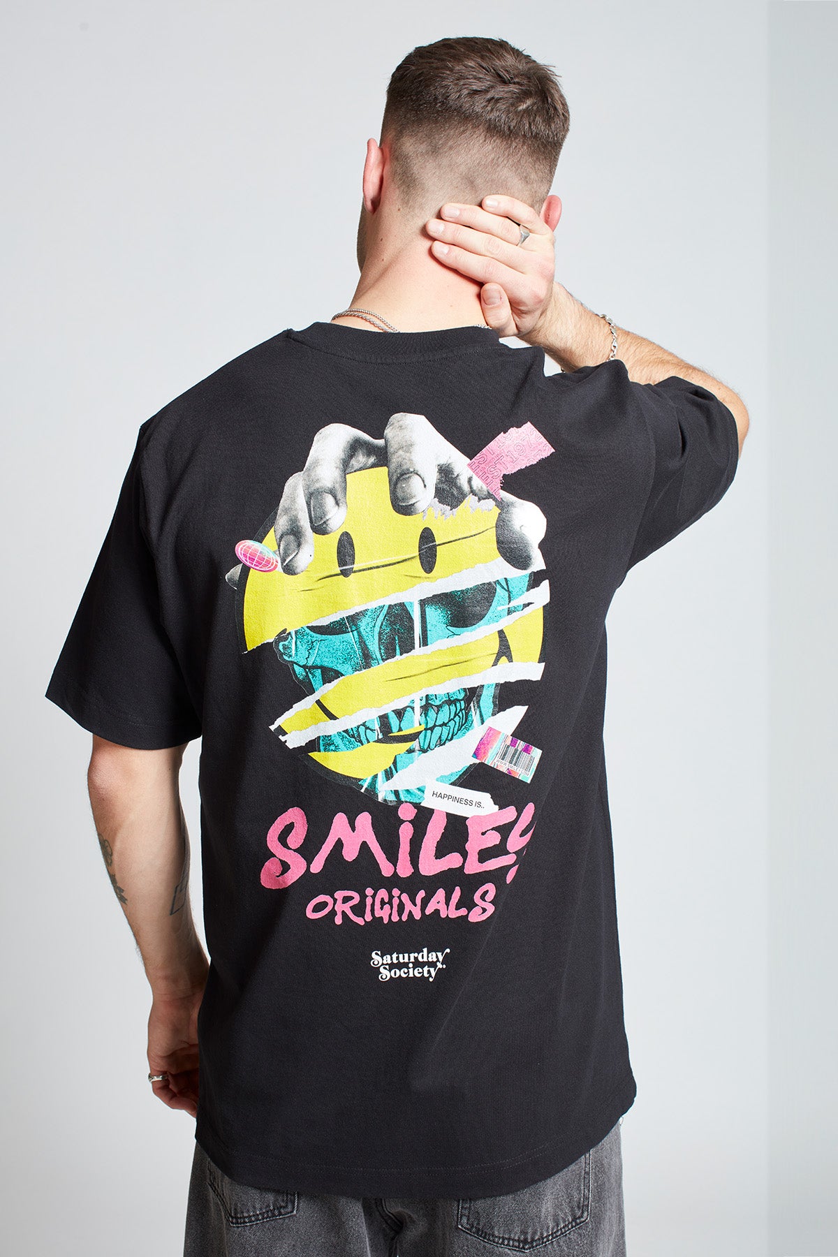 Smiley Originals® In Your Hands T-shirt in Black