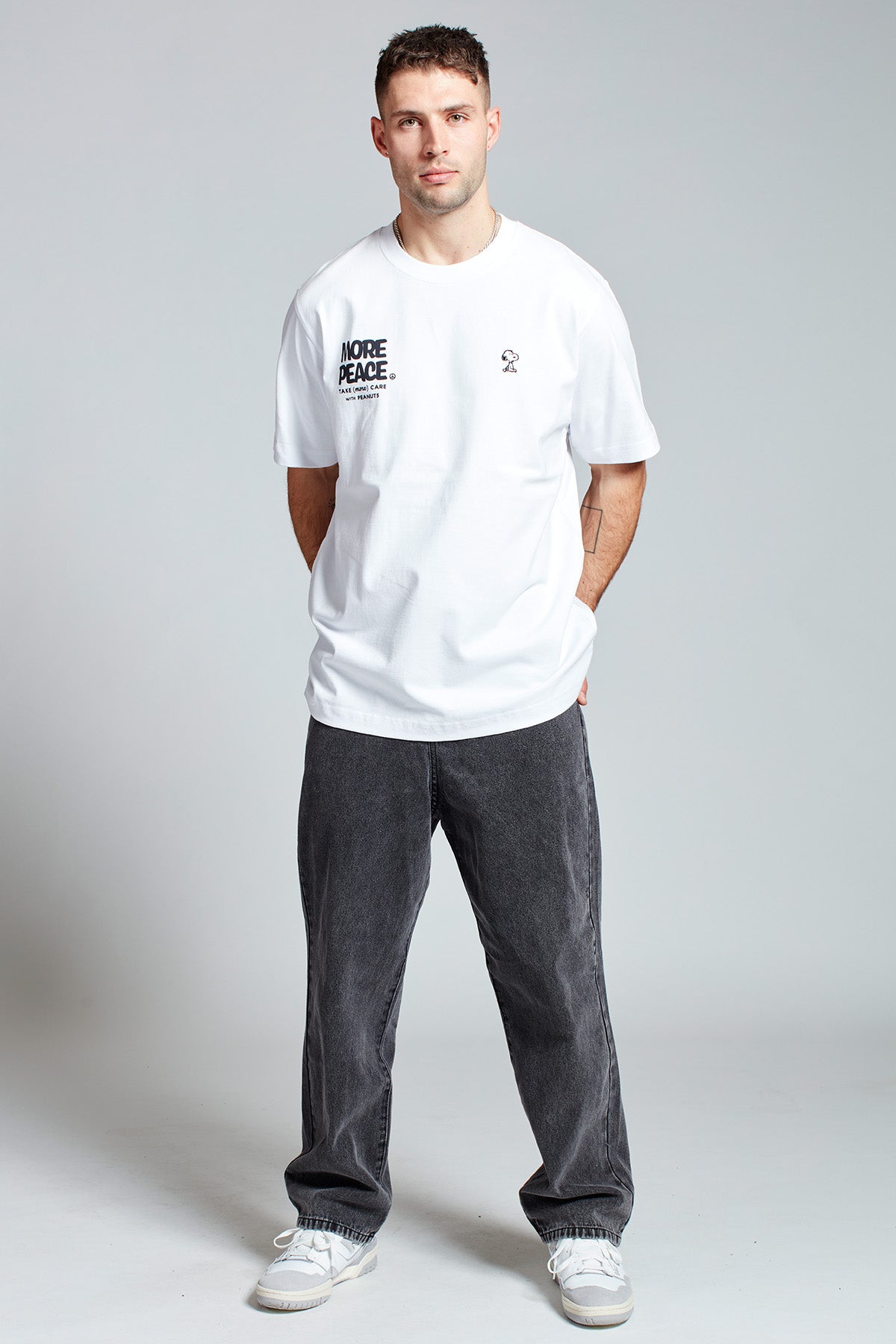 Snoopy More Peace T-shirt in White