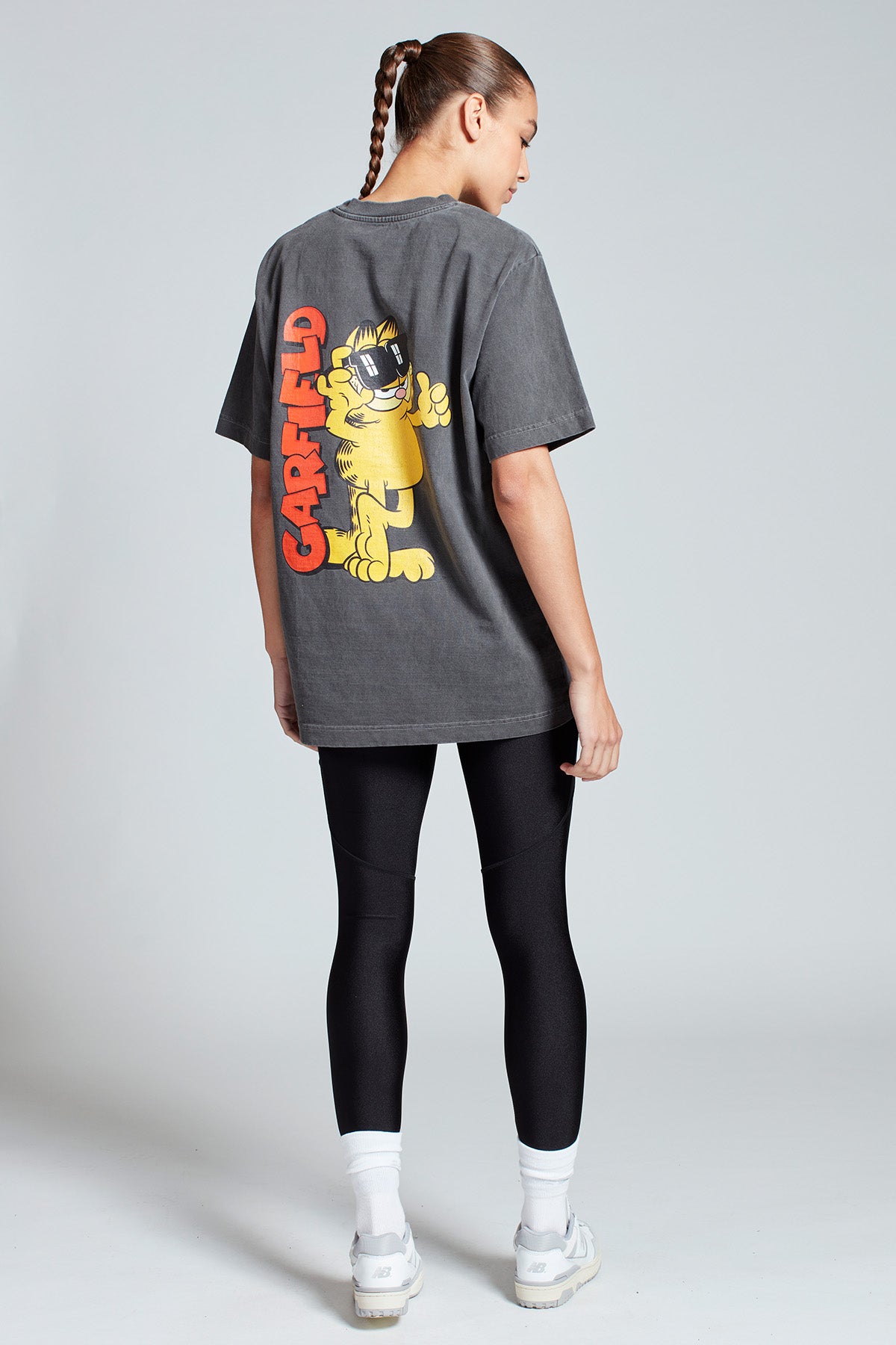 Garfield Just Chilling T-shirt in Washed Grey