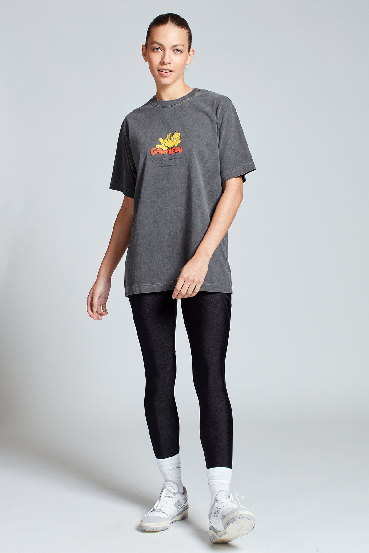Garfield Just Chilling T-shirt in Washed Grey