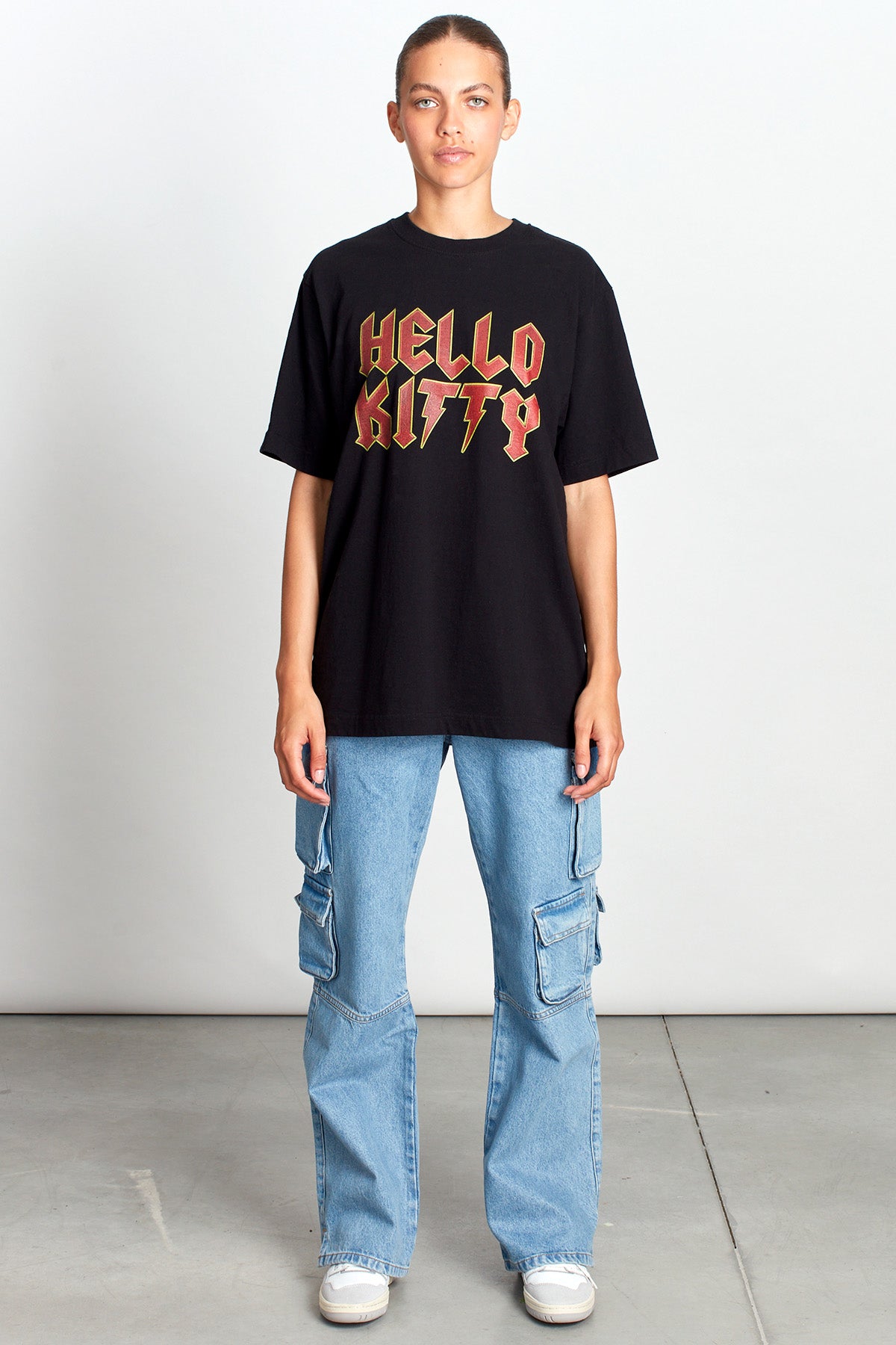 Hello Kitty Feline Fury T-shirt in Washed Black