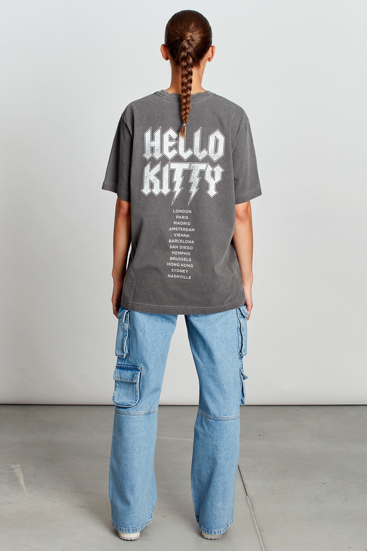 Hello Kitty Whisker Rockers T-shirt in Washed Grey