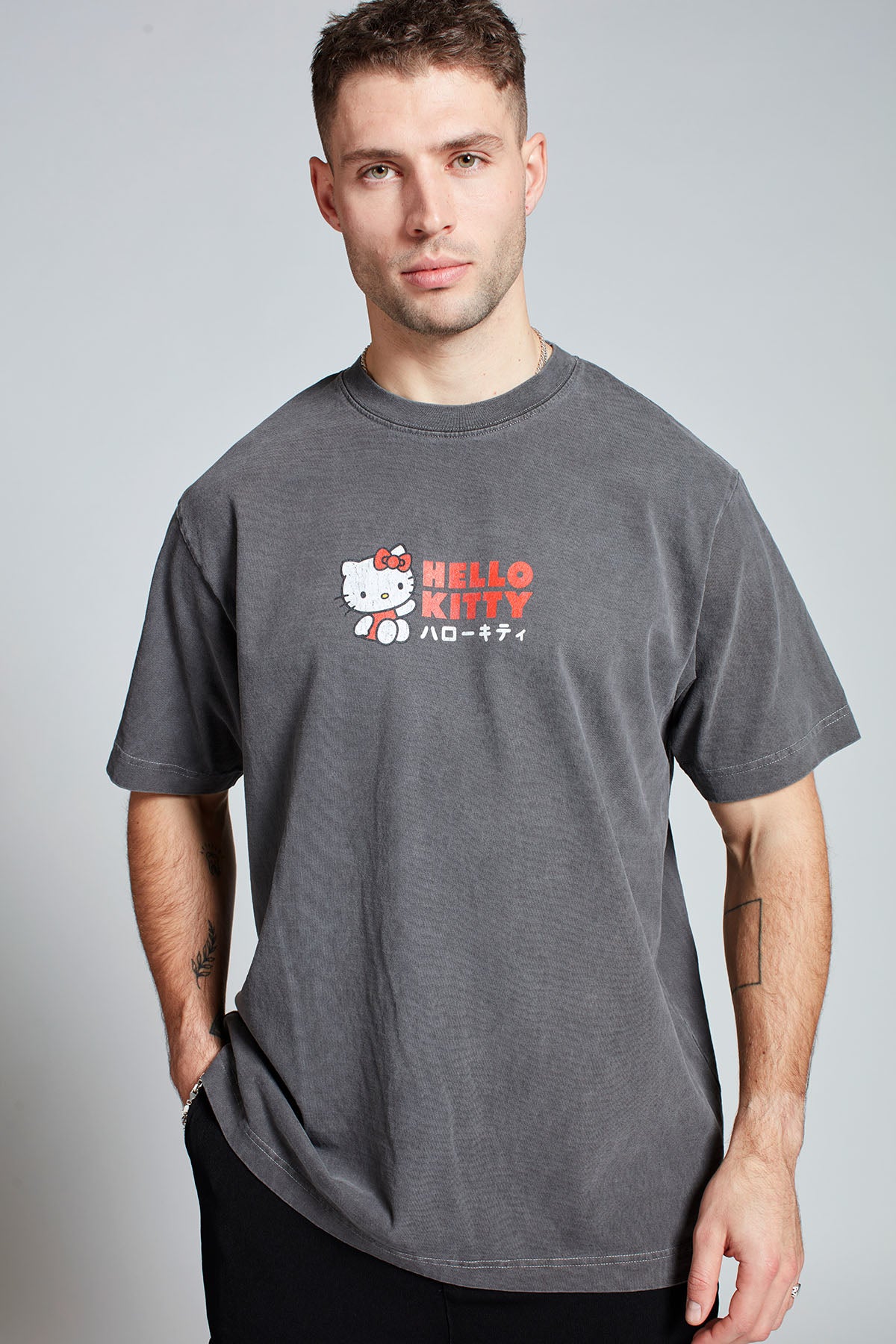 Hello Kitty Tokyo Kitty T-shirt in Washed Grey