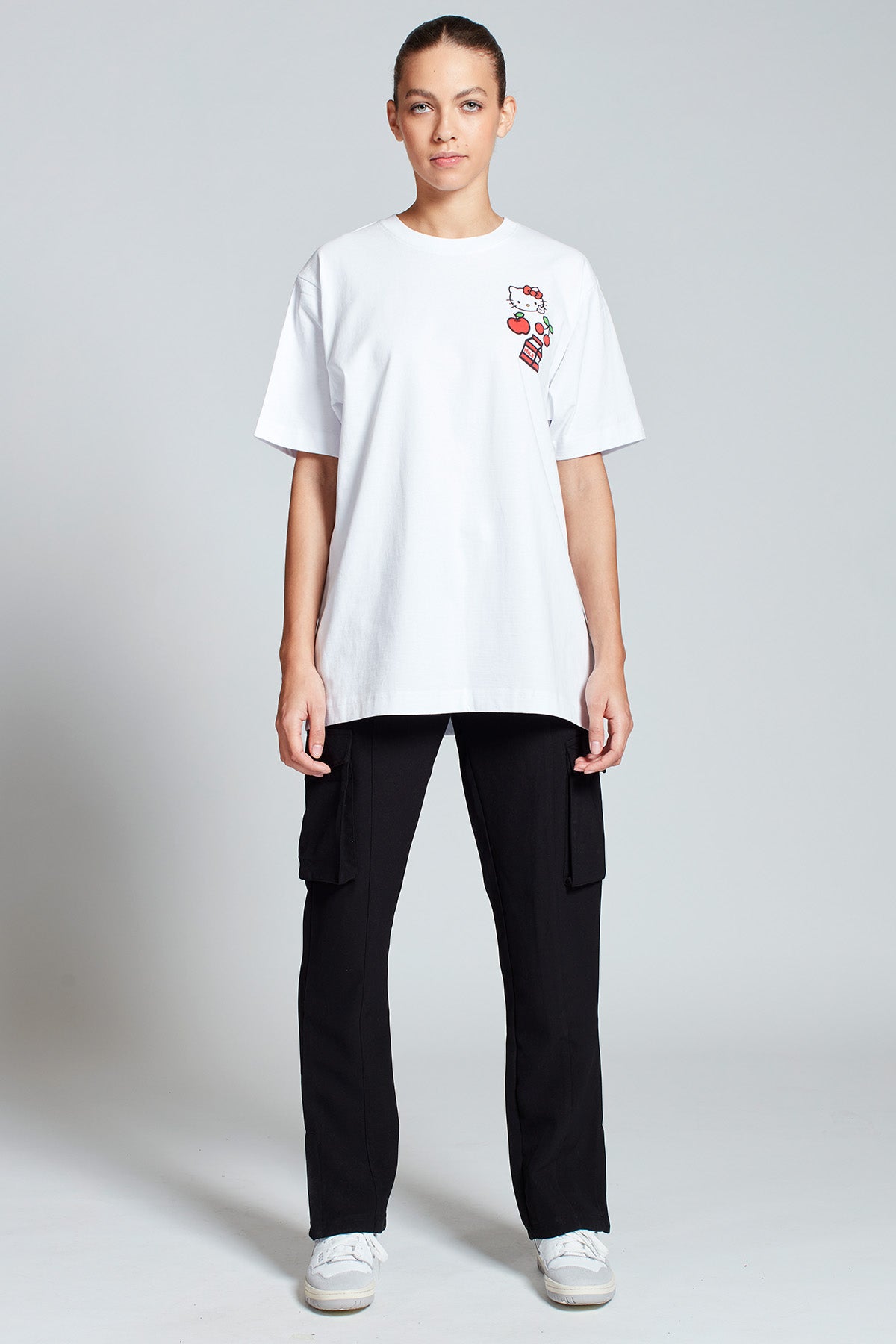 Hello Kitty Peace Out T-shirt in White