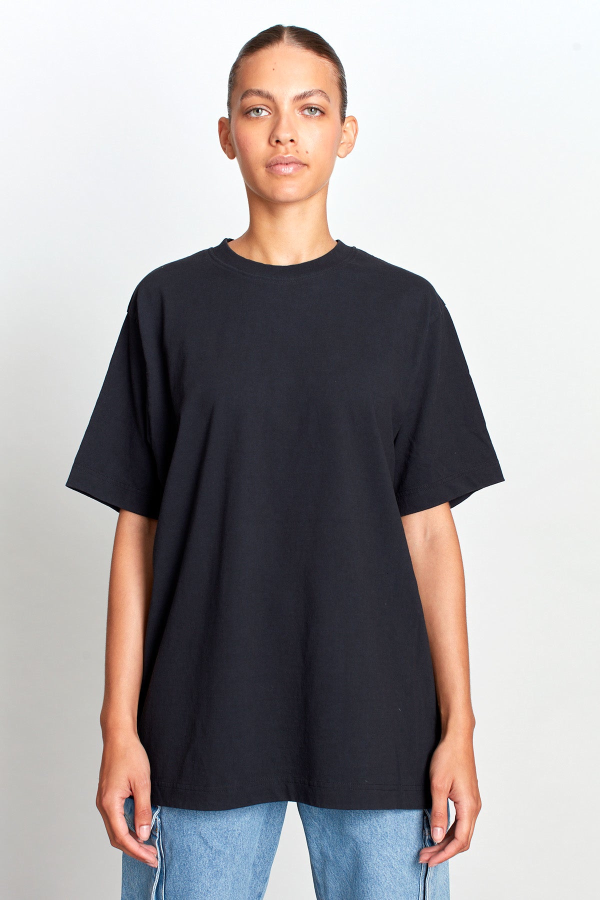 Saturday Society Minimals T-shirt in Washed Black