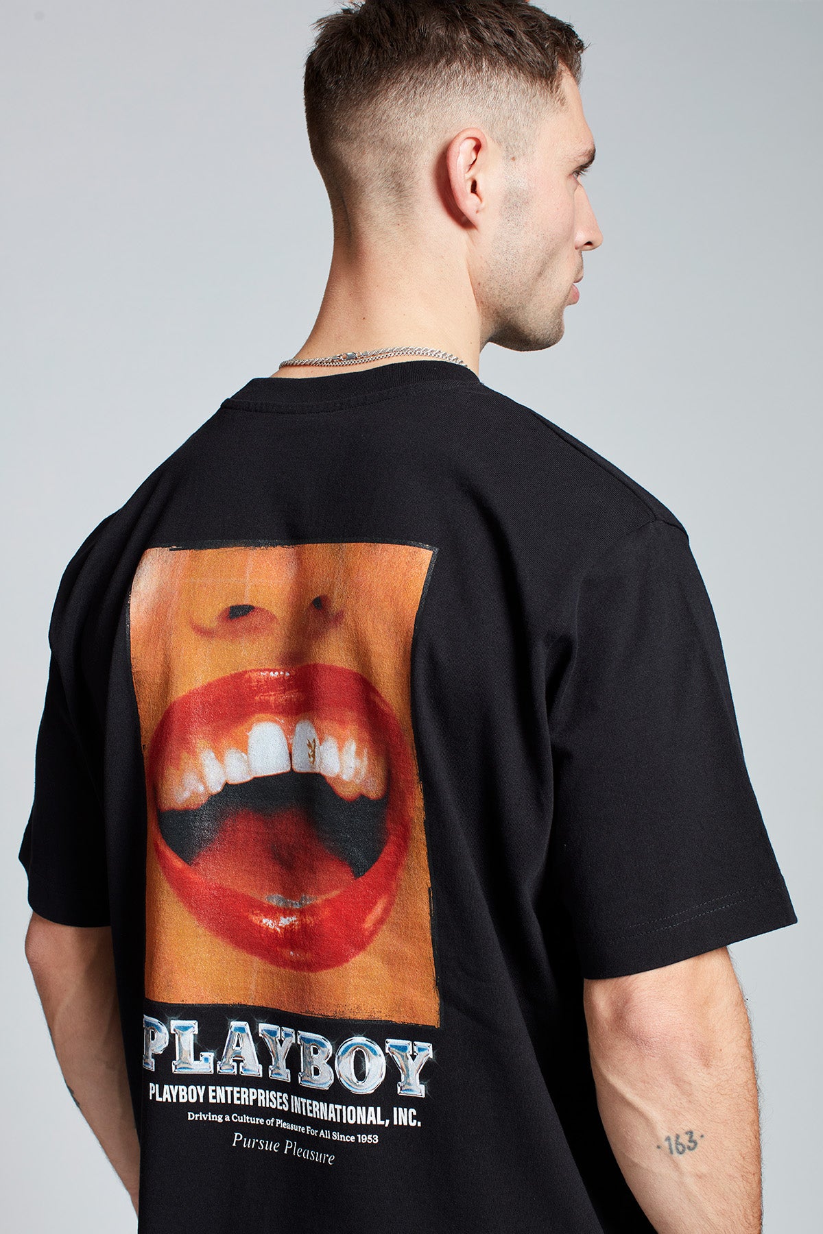 Playboy Pleasure T-shirt in Black