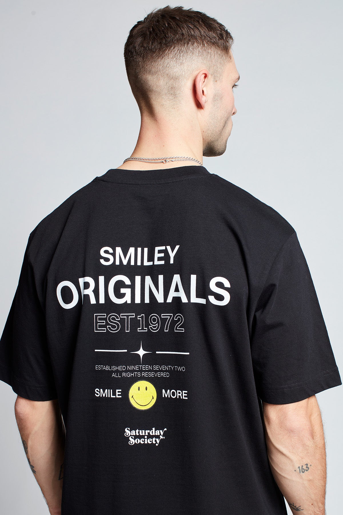 Smiley Originals® Smile More T-shirt in Black