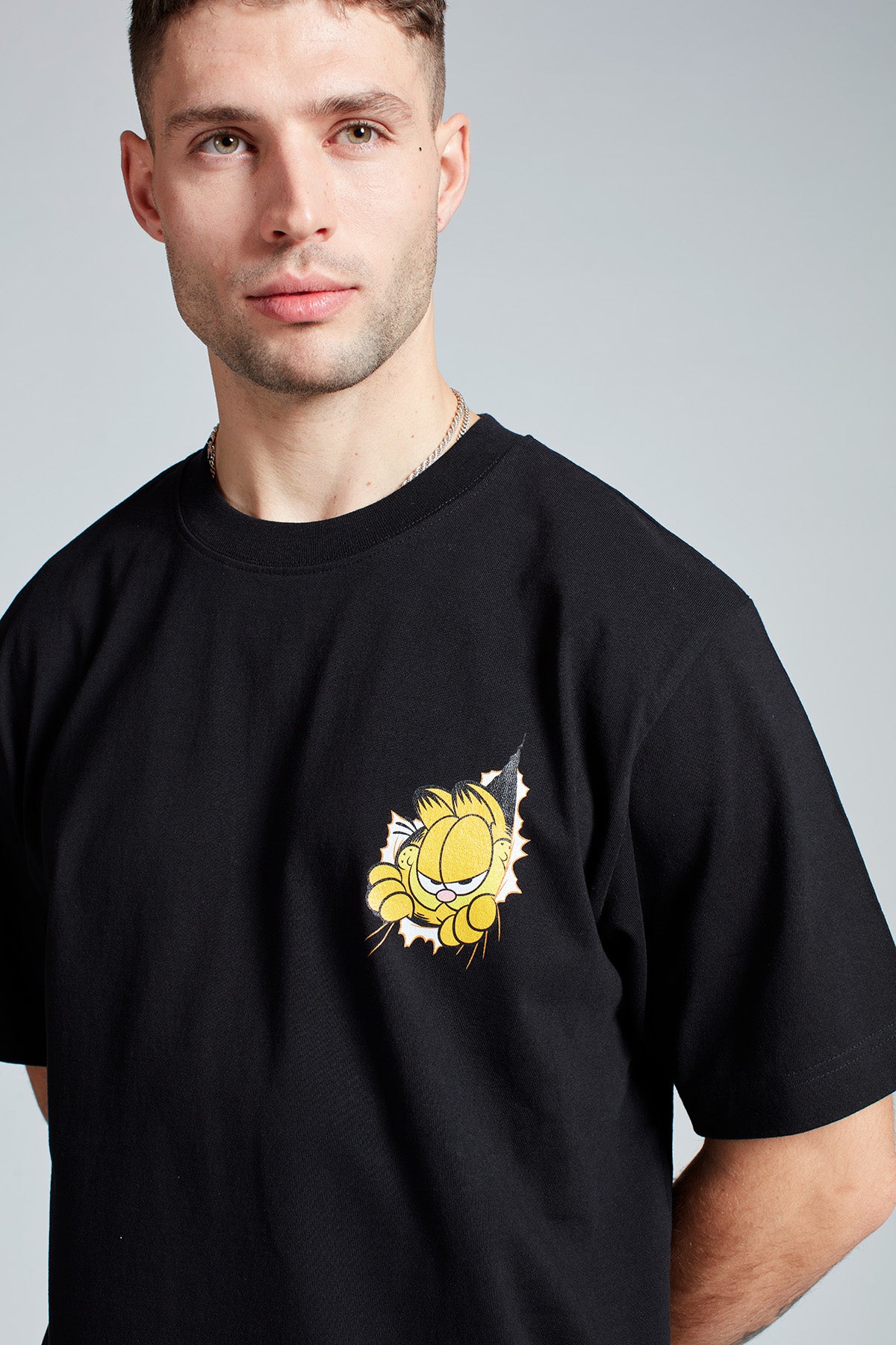 Garfield Watch Your Back T-shirt in Black
