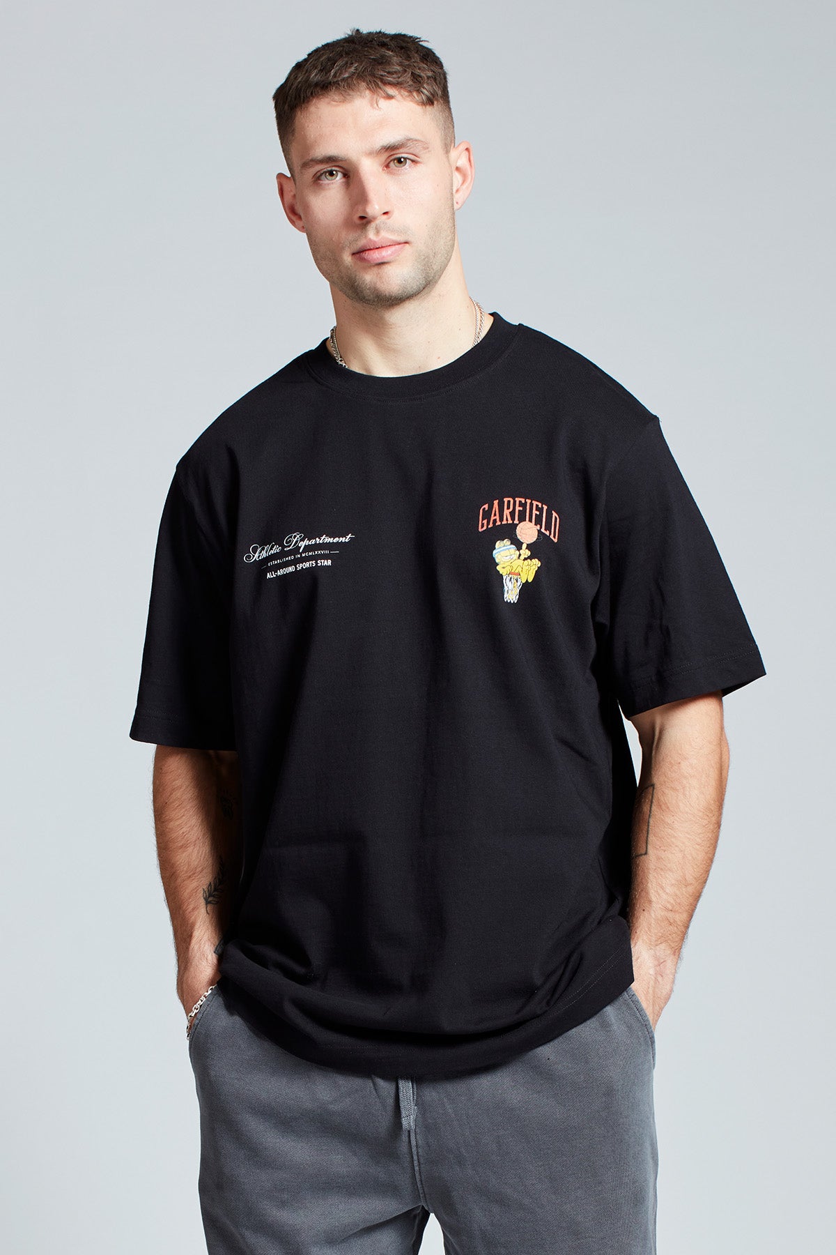Garfield Sports Star T-shirt in Black