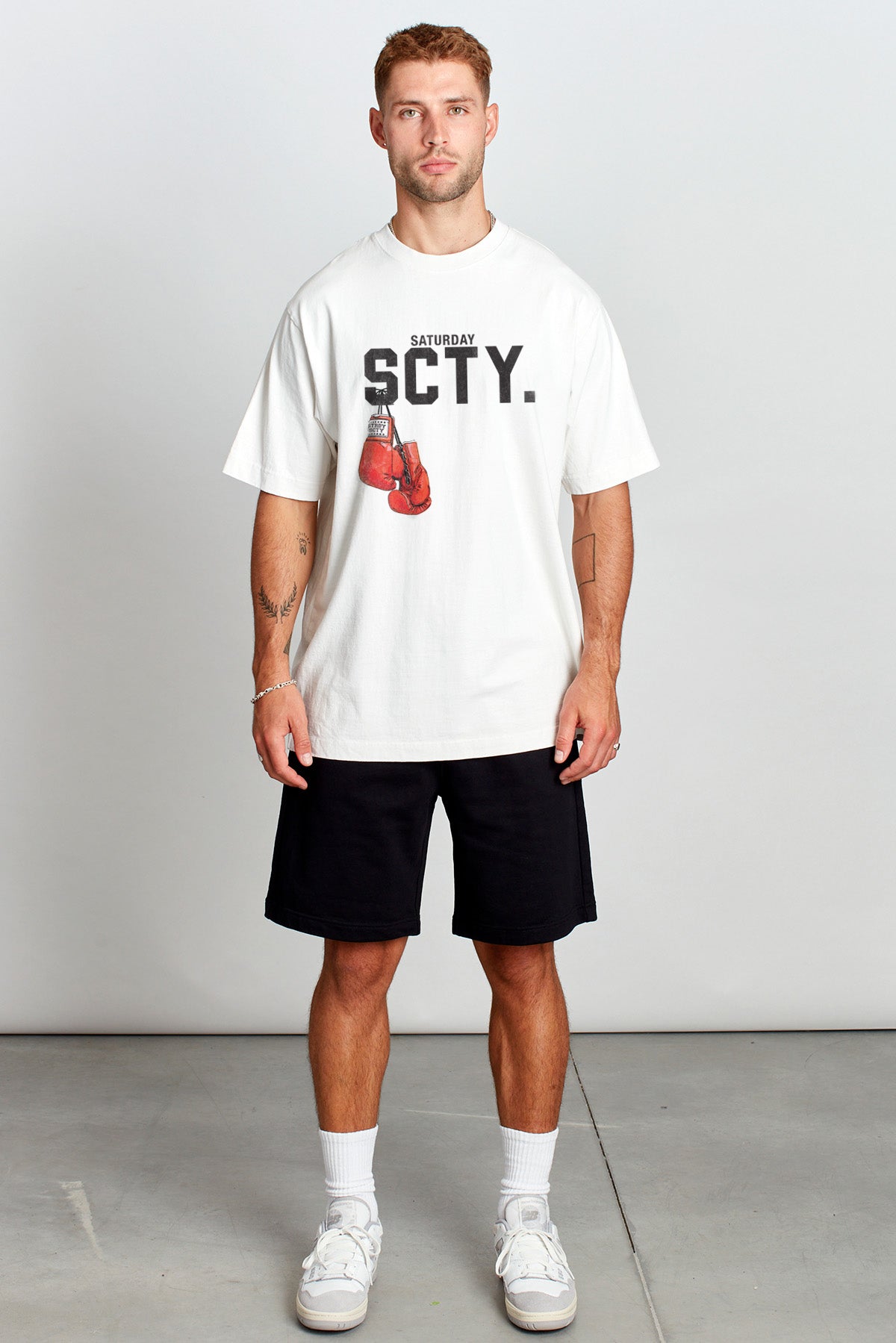 Saturday Society Gloves T-shirt in Vintage White